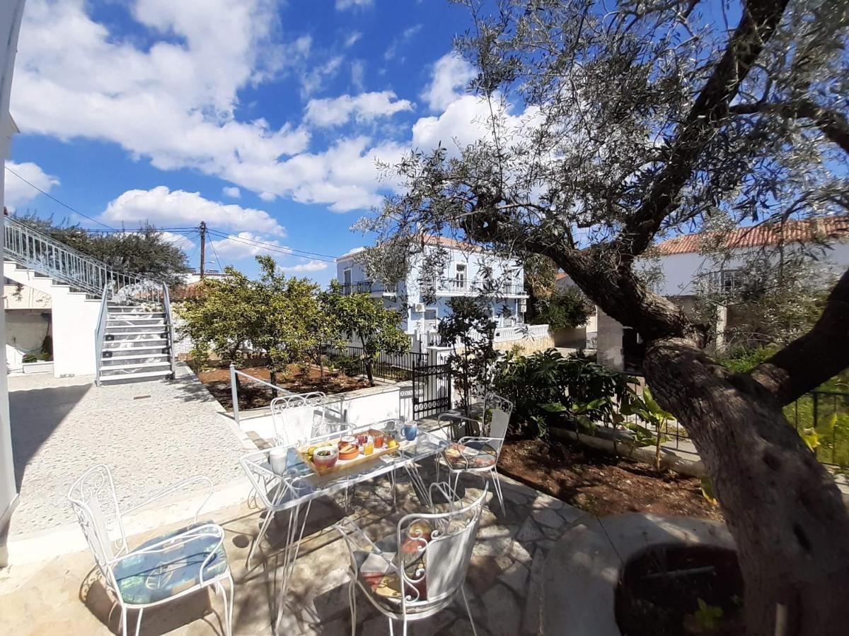 Dapia Holiday Home Spetses Town Exterior photo